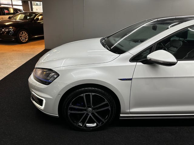 2015 VOLKSWAGEN GOLF - 11