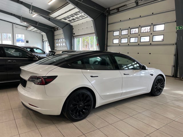 2021 TESLA MODEL 3 - 8