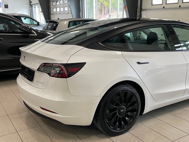 2021 TESLA MODEL 3 - 9