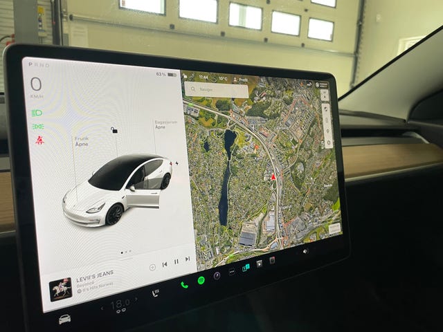 2021 TESLA MODEL 3 - 18