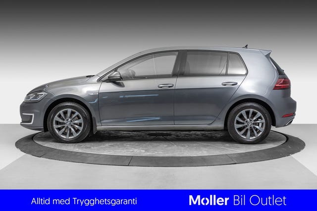 WVWZZZAUZJW901407 2018 VOLKSWAGEN GOLF-1