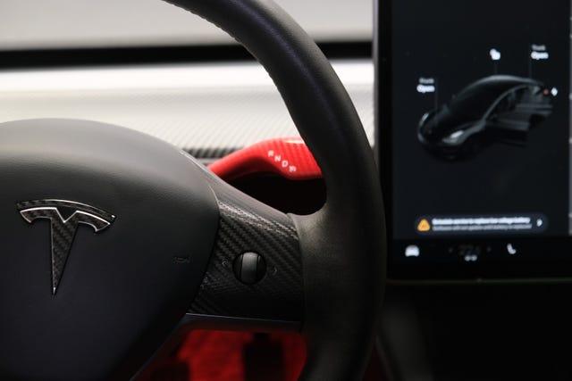 2021 TESLA MODEL 3 - 27