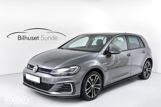 WVWZZZAUZJW810083 2018 VOLKSWAGEN GOLF-0