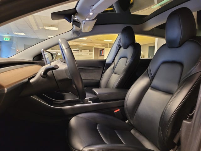 2019 TESLA MODEL 3 - 22