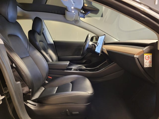 2019 TESLA MODEL 3 - 14