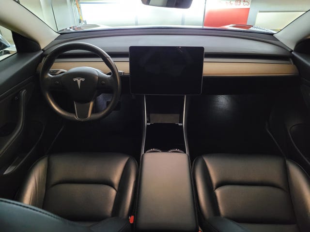 2019 TESLA MODEL 3 - 29