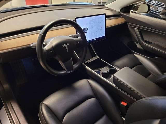 2019 TESLA MODEL 3 - 23
