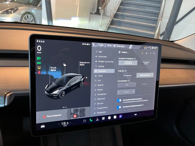 2021 TESLA MODEL 3 - 21