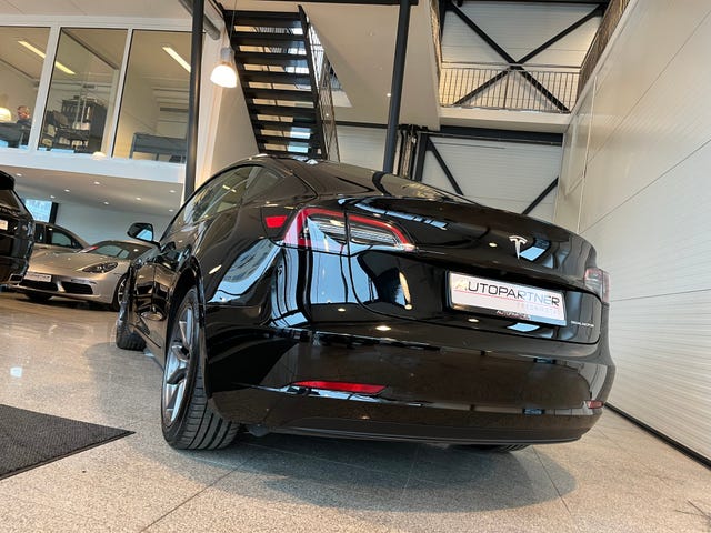 2021 TESLA MODEL 3 - 10