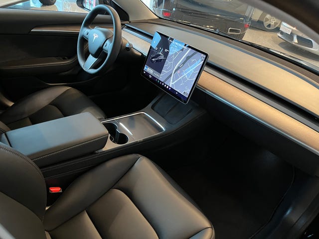 2021 TESLA MODEL 3 - 13