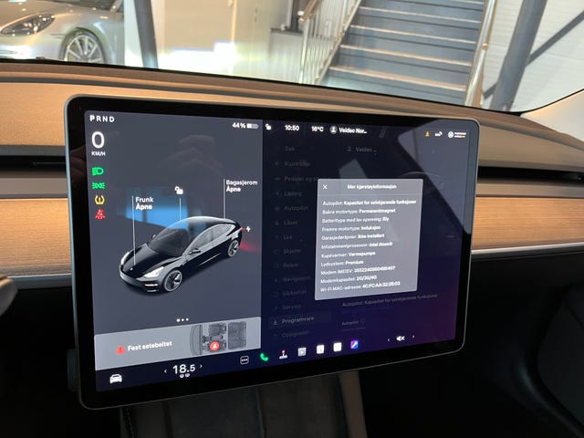 2021 TESLA MODEL 3 - 23