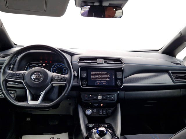 2021 NISSAN LEAF - 7