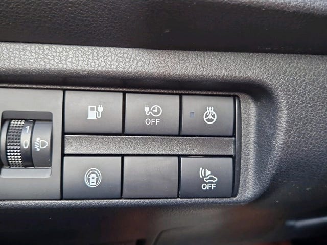 2021 NISSAN LEAF - 19