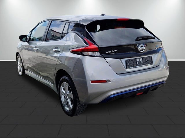 SJNFAAZE1U0112178 2021 NISSAN LEAF-2