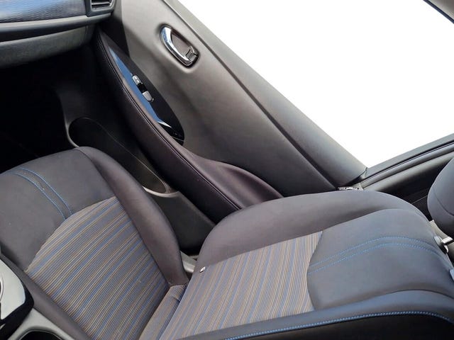 2021 NISSAN LEAF - 21