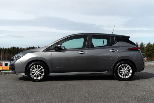 2018 NISSAN LEAF - 8