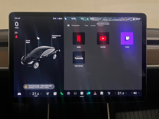 2019 TESLA MODEL 3 - 18
