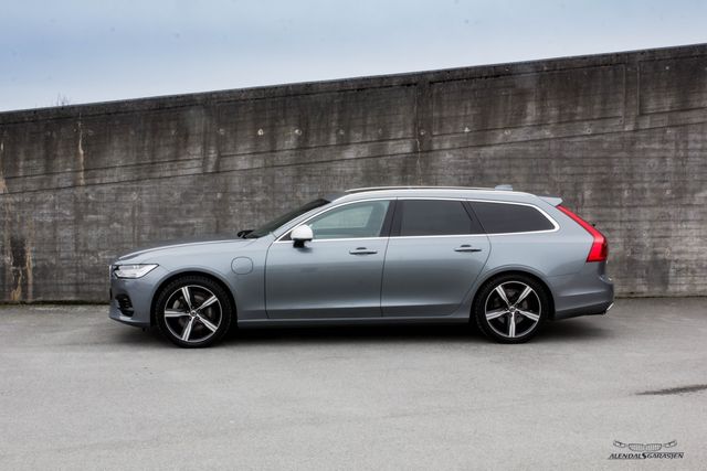 null 2018 VOLVO V90-1