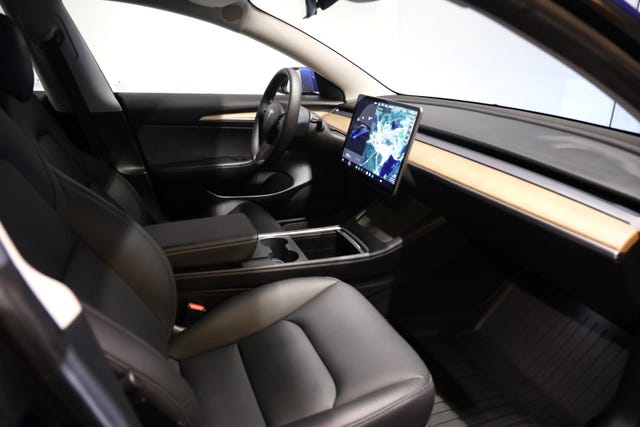 2021 TESLA MODEL 3 - 8