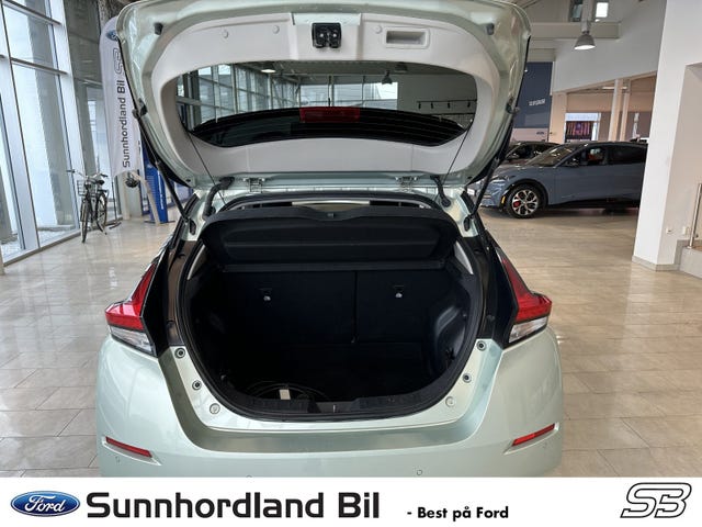 2018 NISSAN LEAF - 13