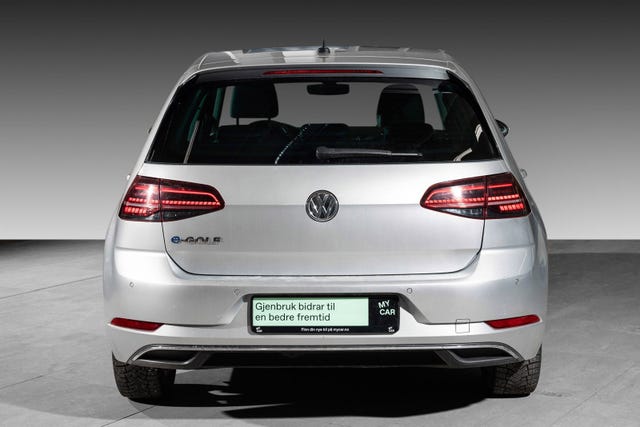 2019 VOLKSWAGEN GOLF - 8