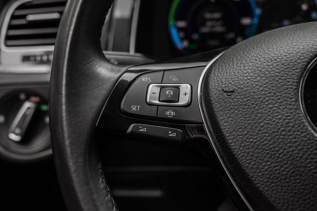 2019 VOLKSWAGEN GOLF - 17