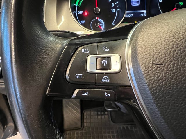 2015 VOLKSWAGEN GOLF - 15