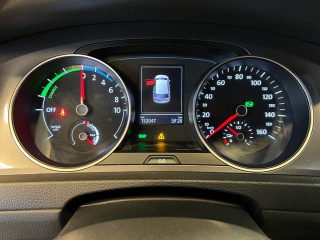 2015 VOLKSWAGEN GOLF - 19