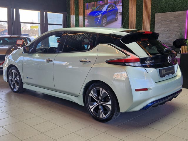 2018 NISSAN LEAF - 8
