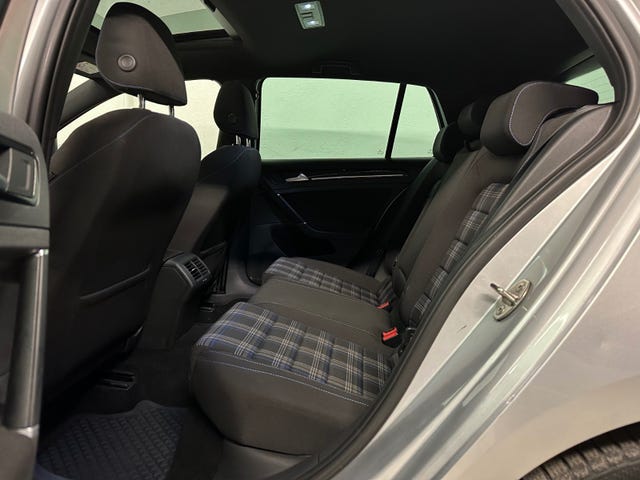 2015 VOLKSWAGEN GOLF - 17