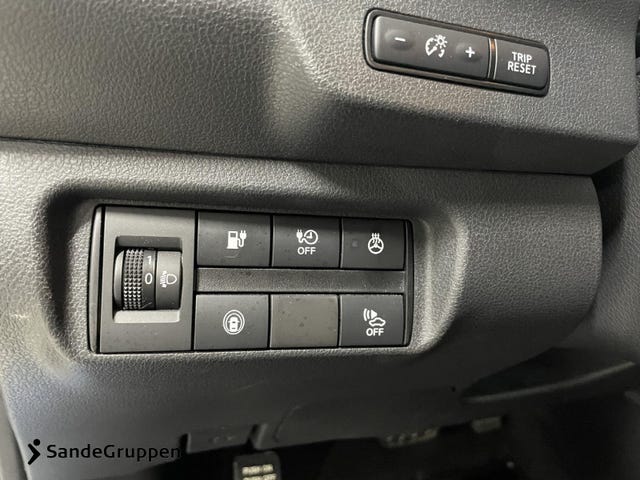 2022 NISSAN LEAF - 14