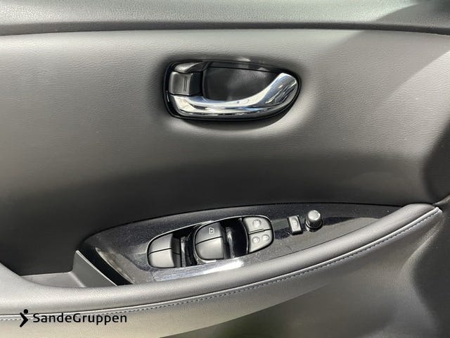 2022 NISSAN LEAF - 15