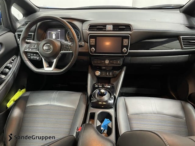 2022 NISSAN LEAF - 9