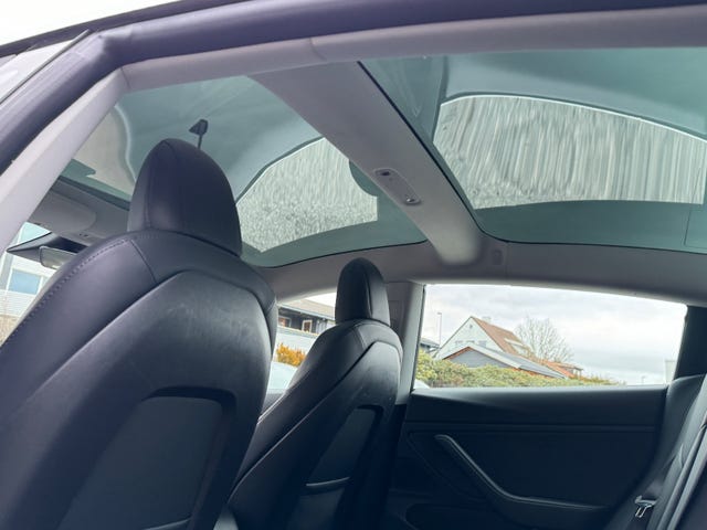2019 TESLA MODEL 3 - 12