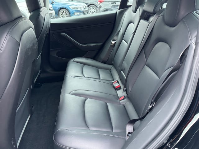 2019 TESLA MODEL 3 - 11