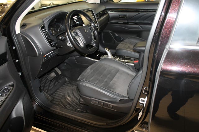 2020 MITSUBISHI OUTLANDER - 15