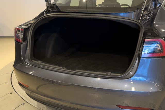 2019 TESLA MODEL 3 - 35