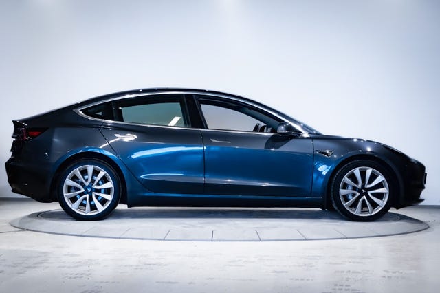 5YJ3E7EB1KF236114 2019 TESLA MODEL 3-3