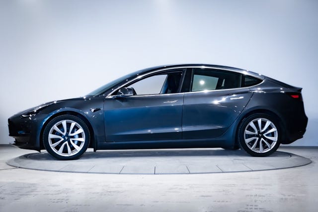 2019 TESLA MODEL 3 - 9