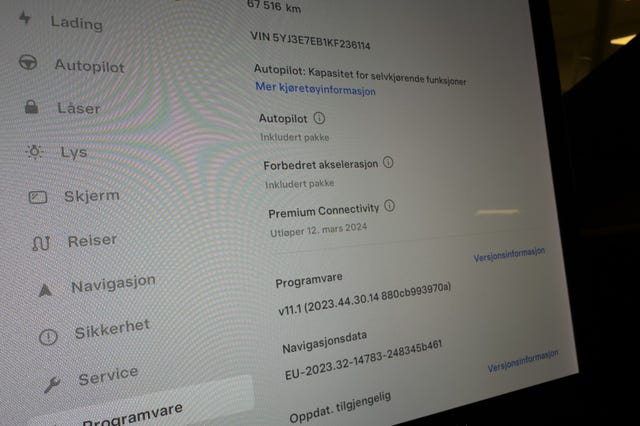 2019 TESLA MODEL 3 - 32