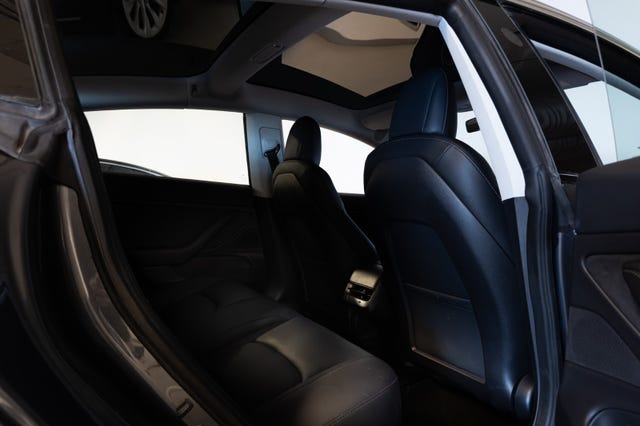 2019 TESLA MODEL 3 - 24