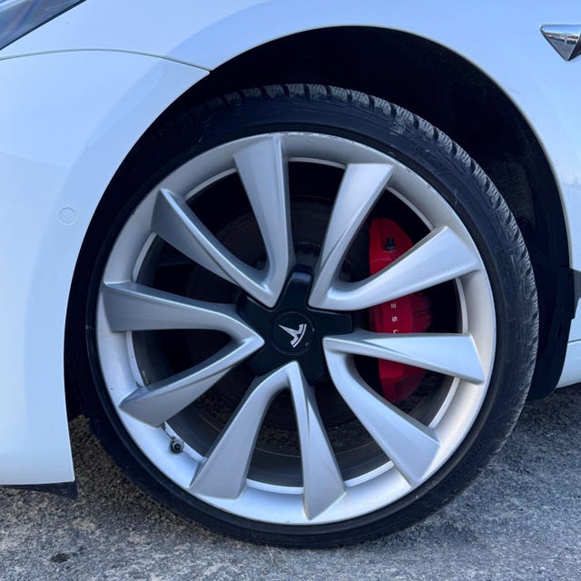 2019 TESLA MODEL 3 - 4