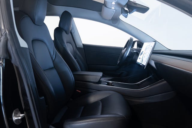 2019 TESLA MODEL 3 - 17