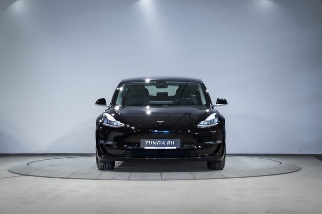 5YJ3E7EB4KF233532 2019 TESLA MODEL 3-2