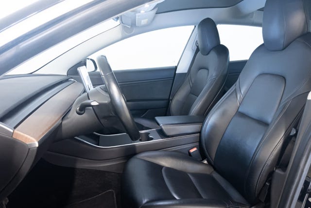 2019 TESLA MODEL 3 - 16