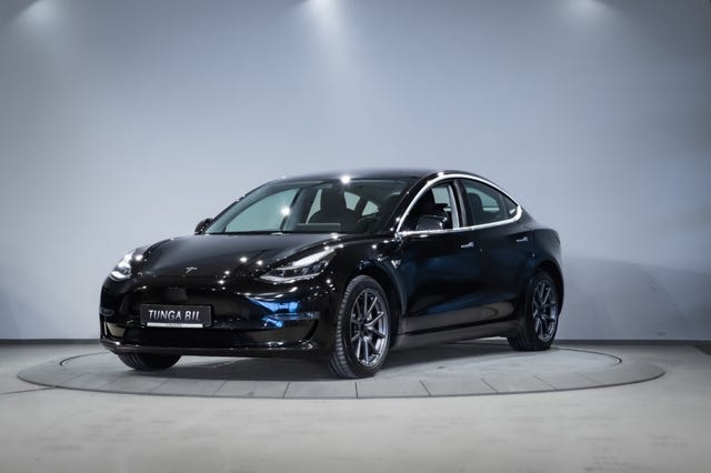 5YJ3E7EB4KF233532 2019 TESLA MODEL 3-1