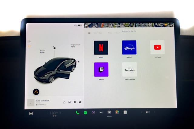2019 TESLA MODEL 3 - 26