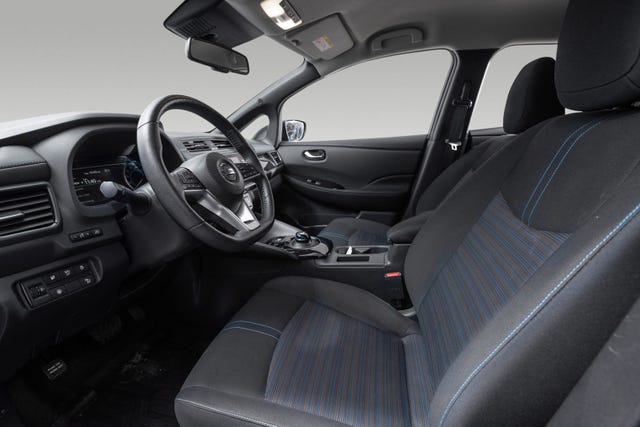 2022 NISSAN LEAF - 12