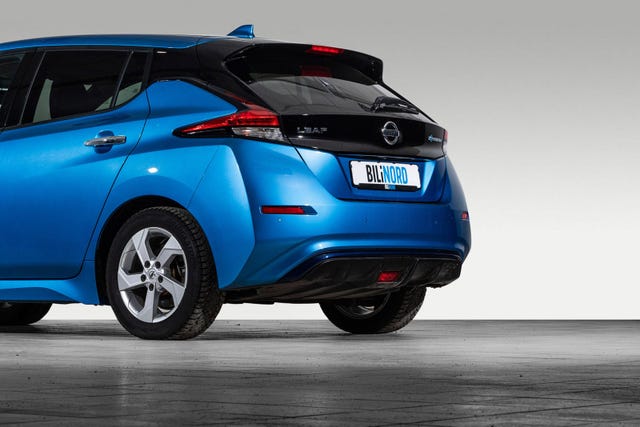 2022 NISSAN LEAF - 9