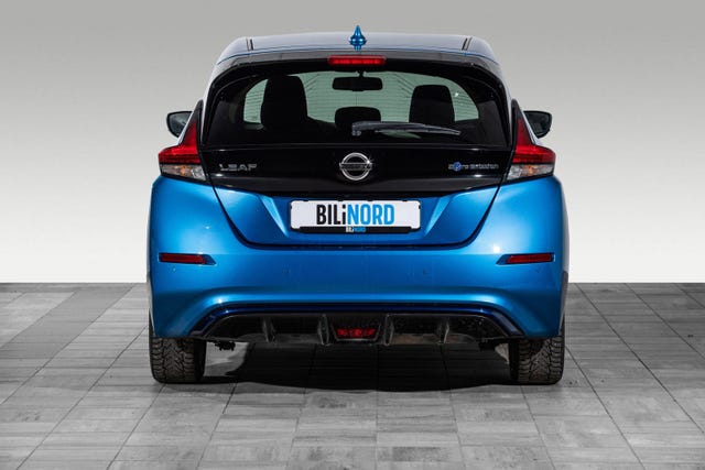 2022 NISSAN LEAF - 8